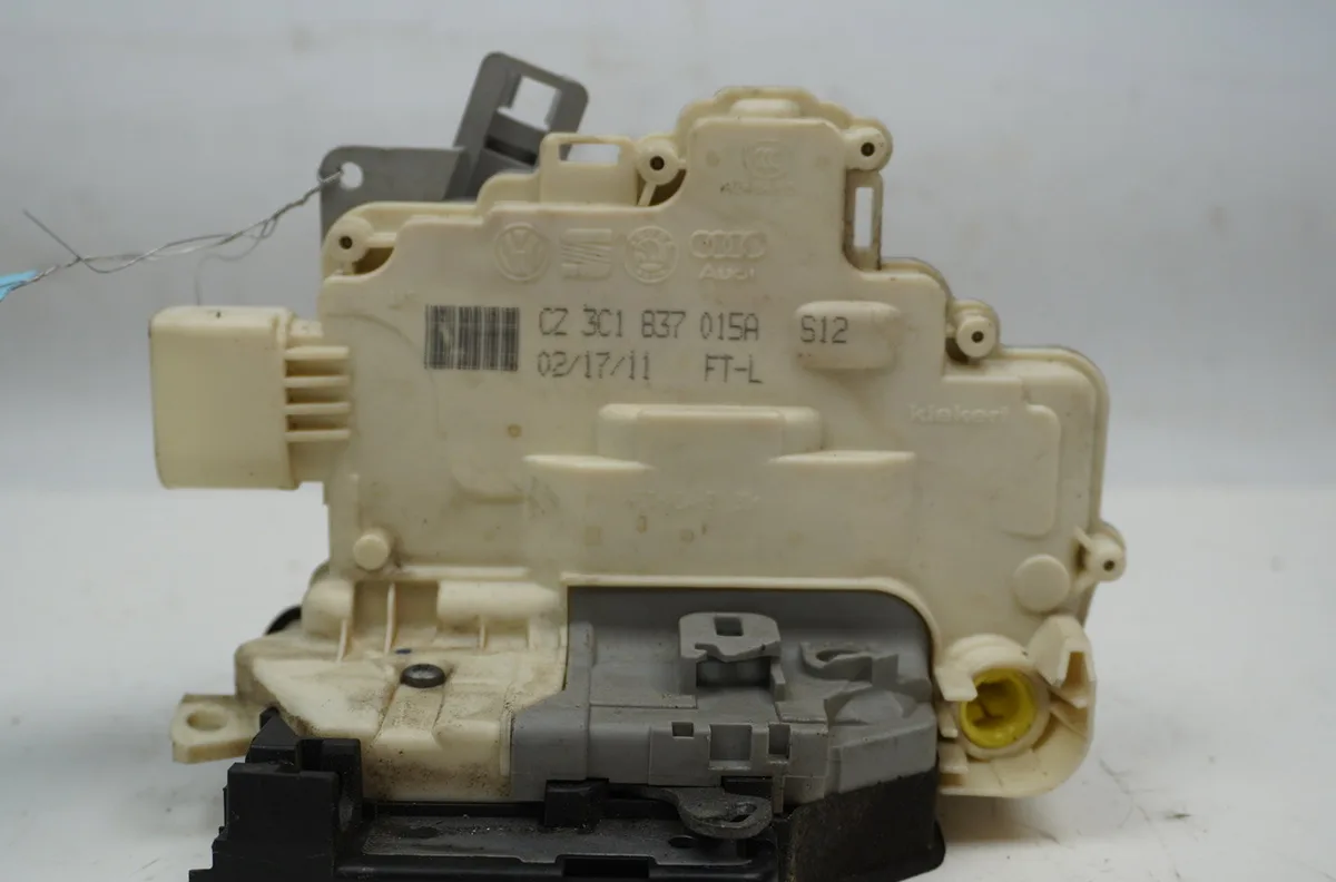 Serrure porte avg Volkswagen TIGUAN (5N_) 2.0 tdi 4motion (2007-2018) occasion