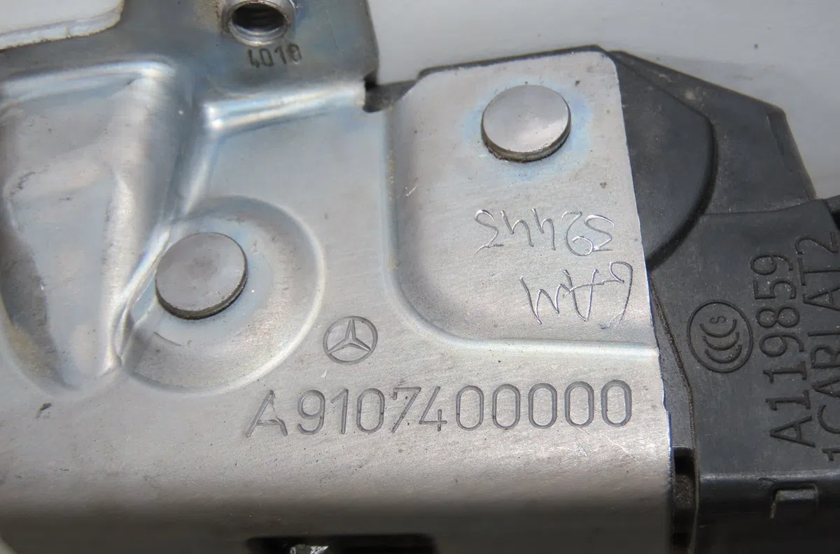Serrure porte battante arg Mercedes-benz SPRINTER 4-t Camionnette (B907, B910) 414 cdi rwd (907.643, 907.645, 907.647) (