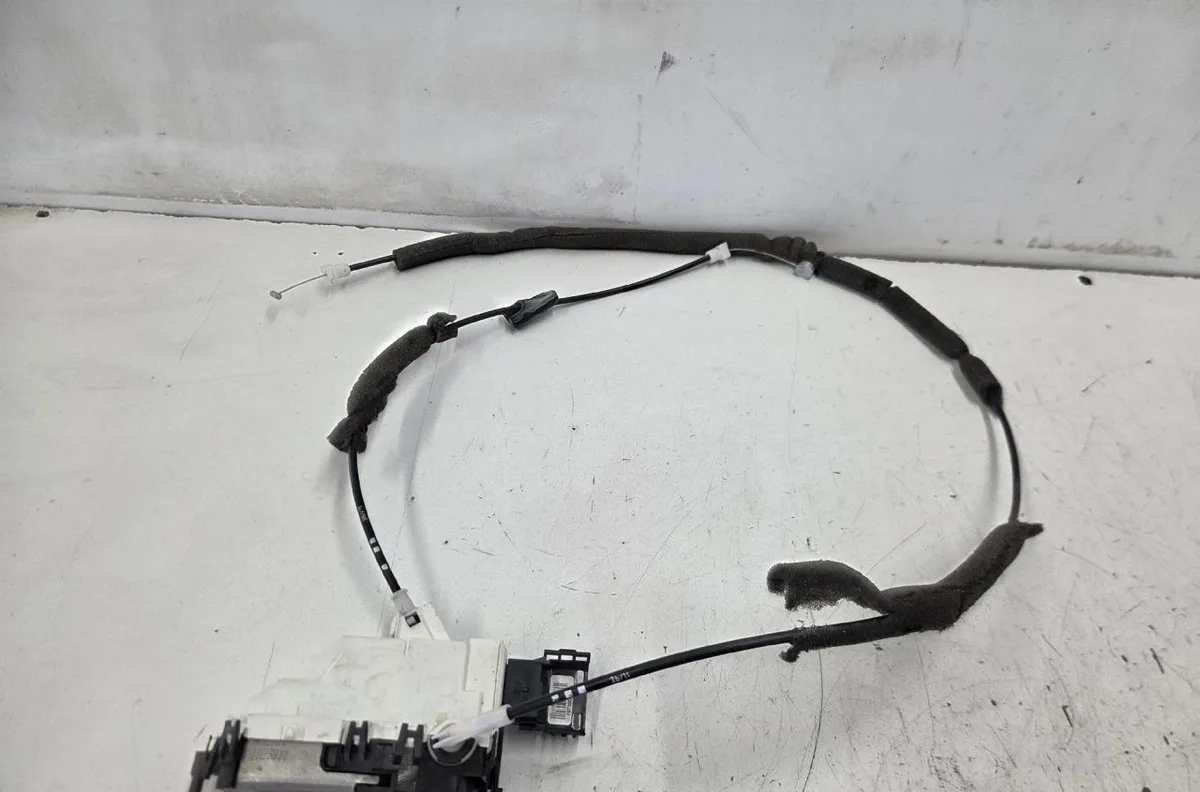 Serrure porte coulissante d CITROEN BERLINGO 2 PHASE 1 occasion