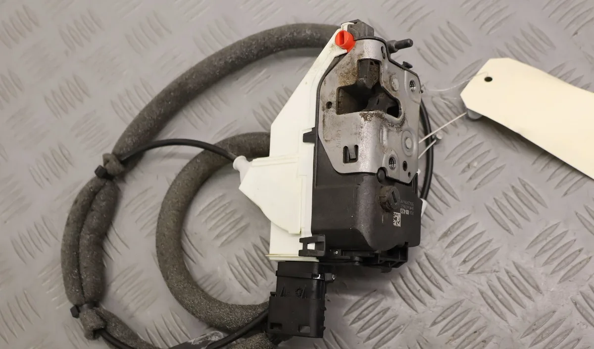 Serrure porte coulissante d Citroen BERLINGO MULTISPACE (B9) 1.6 hdi 90 (2010) occasion