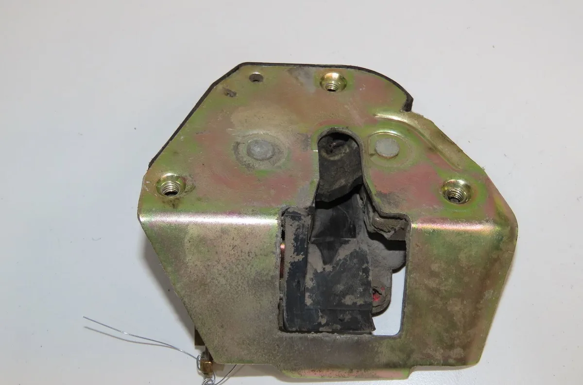 Serrure porte coulissante d Fiat SCUDO Autobus-Autocar (220_) 1.9 d (1996-1998) occasion