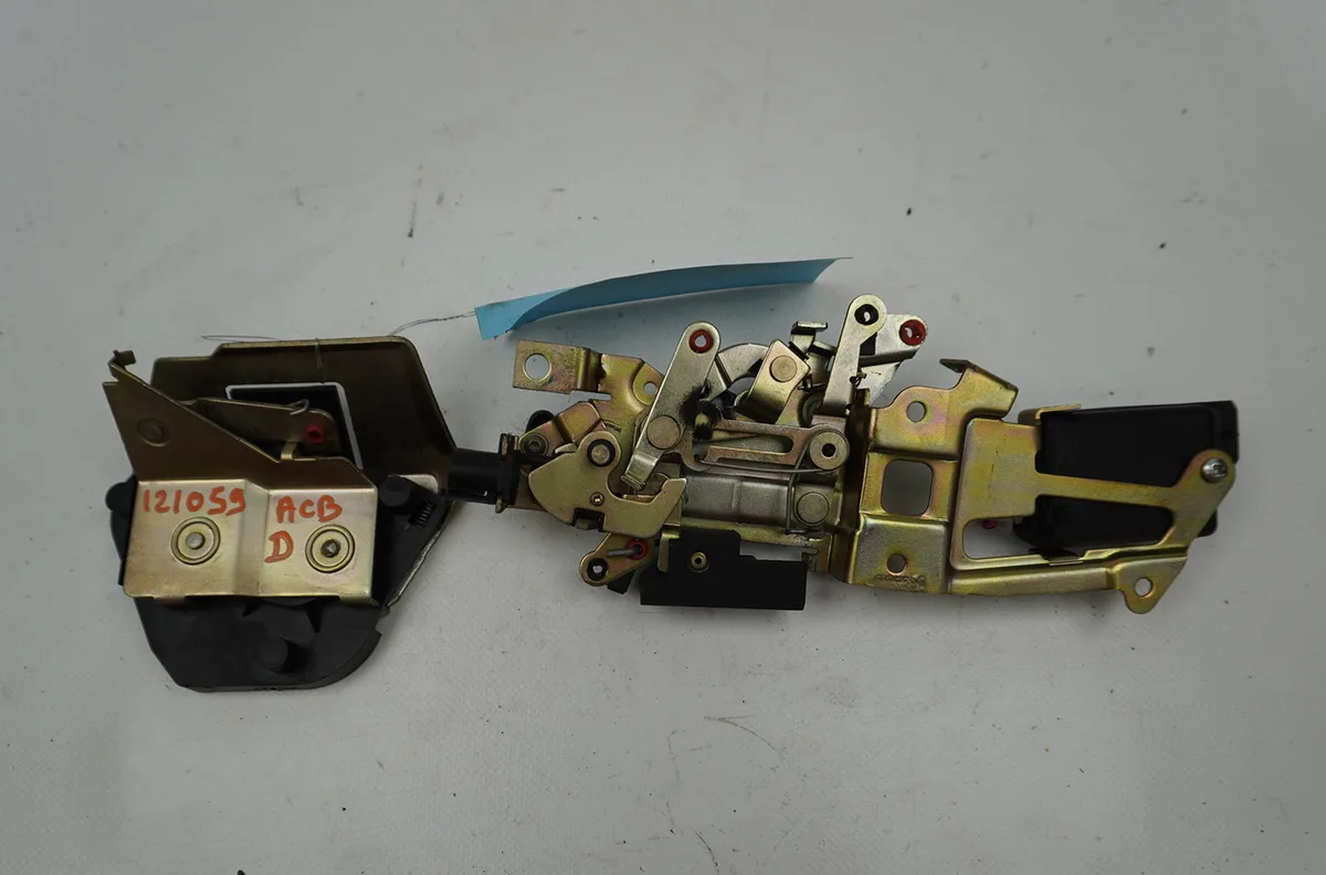 Serrure porte coulissante d Peugeot PARTNER Monospace (5_, G_) 1.8 (1997-2002) occasion