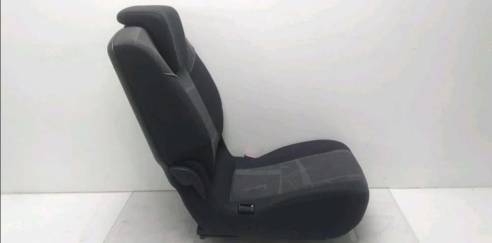 Siege arrière central Renault SCÉNIC II (JM0-1_) 1.9 dci (jm0g, jm12, jm1g, jm2c) (2003-2006) occasion