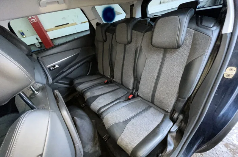 Siege arriere droit pour PEUGEOT 5008 2 PHASE 1