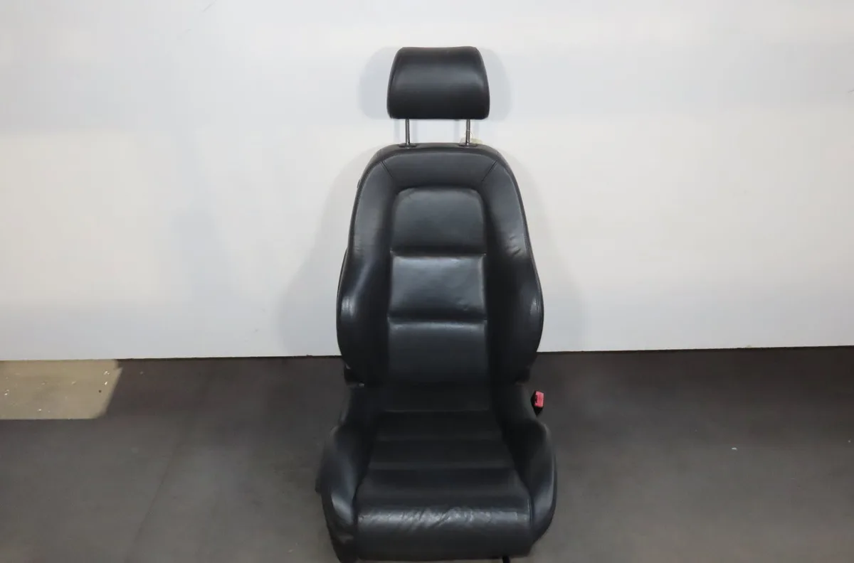 Siège avant droit Audi TT Roadster (8N9) 1.8 t (1999-2006) occasion