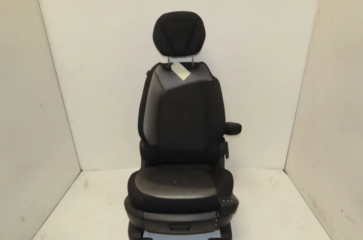 Siège avant droit Citroen GRAND C4 SPACETOURER (3A_, 3E_) 1.2 puretech 130 (2018) occasion