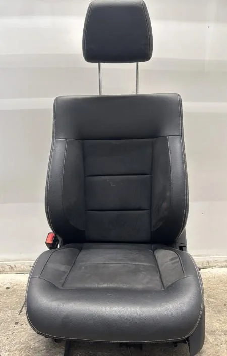 Siège avant droit MERCEDES CLASSE E 212 PHASE 2 occasion