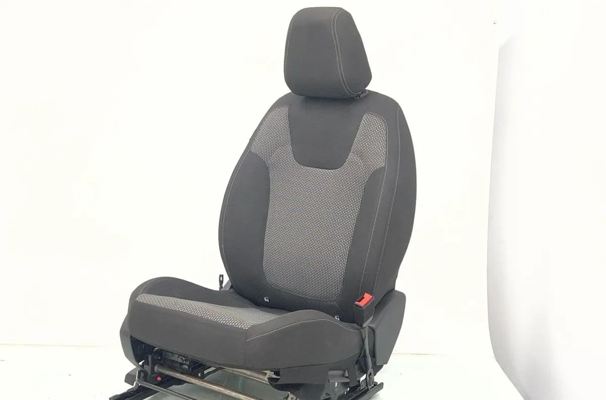 Siège avant droit OPEL GRANDLAND X 1 PHASE 1 occasion