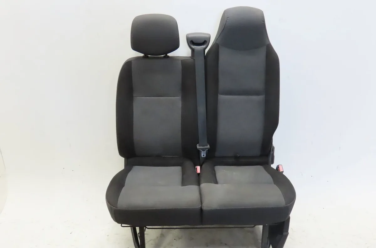 Siège avant droit Renault MASTER III Camion plate-forme-Châssis (EV, HV, UV) 2.3 dci 150 fwd (ev0f, hv0f, uv0f, ev03, hv