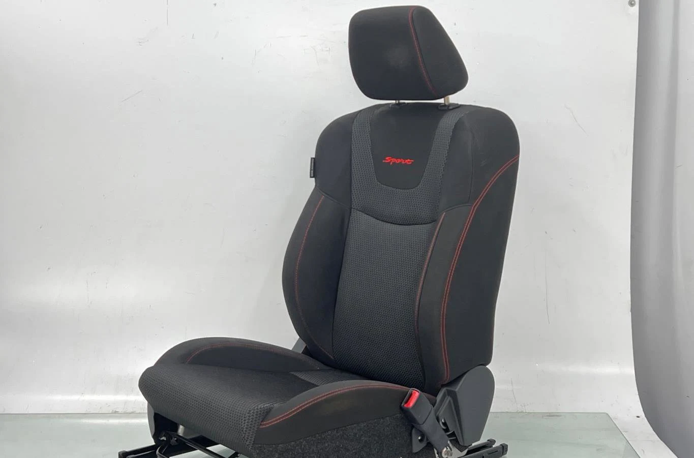 Siège avant droit SUZUKI SWIFT 4 occasion