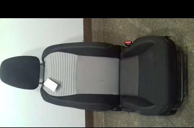 Siège avant droit Toyota YARIS (_P13_) 1.5 (nsp131_) (2017) occasion