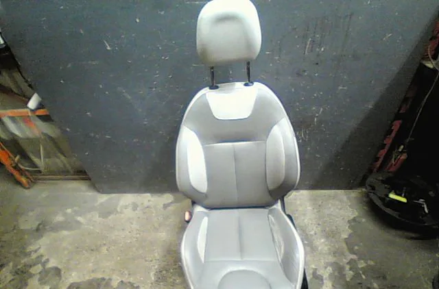 Siège avant gauche Peugeot 208 I (CA_, CC_) 1.6 hdi (2012) occasion