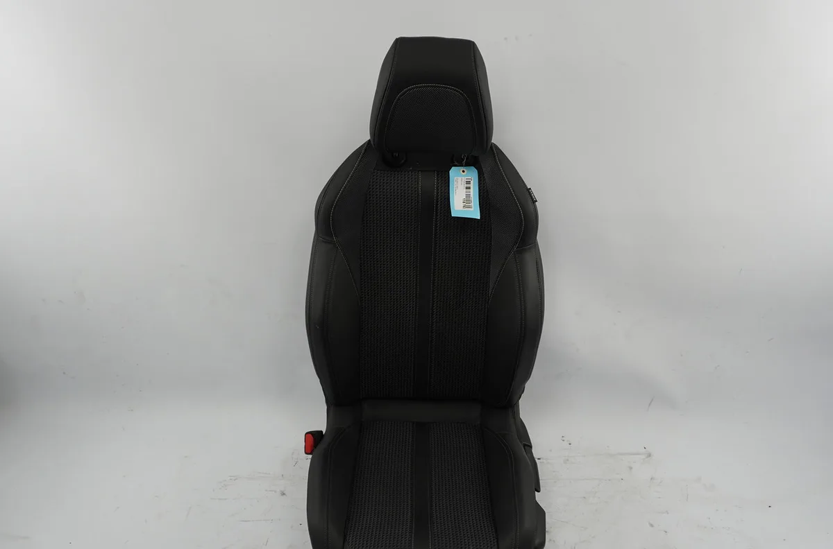 Siège avant gauche Peugeot 208 II (UB_, UP_, UW_, UJ_) 1.2 puretech 100 (2019) 5 portes occasion