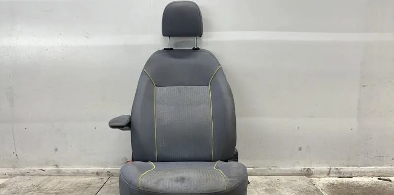 Siège avant gauche PEUGEOT BIPPER occasion