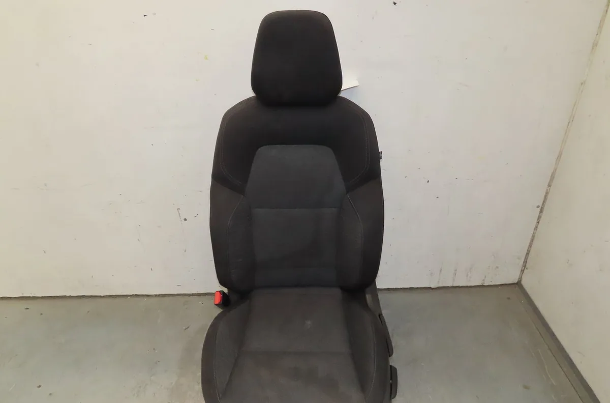 Siège avant gauche Renault CLIO V (B7_) 1.0 tce 100 (b7mt) (2019) occasion