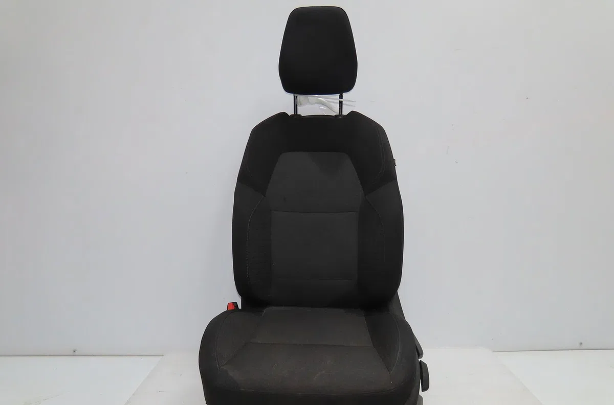 Siège avant gauche Renault CLIO V (B7_) Tce 90 (b7mt) (2020) occasion