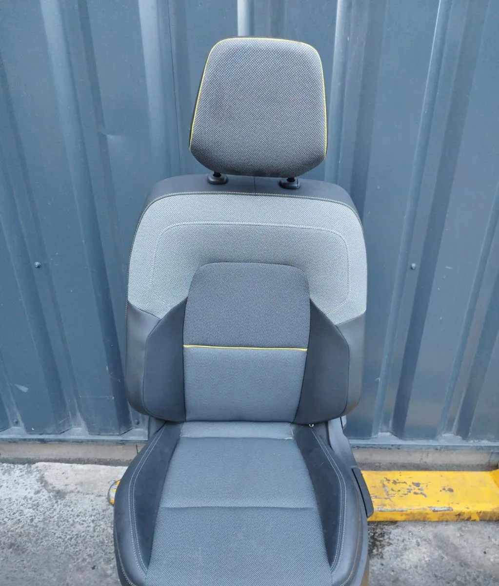 Siège avant gauche Renault KANGOO III Monospace Tce 130 (kjmb) (2021) occasion
