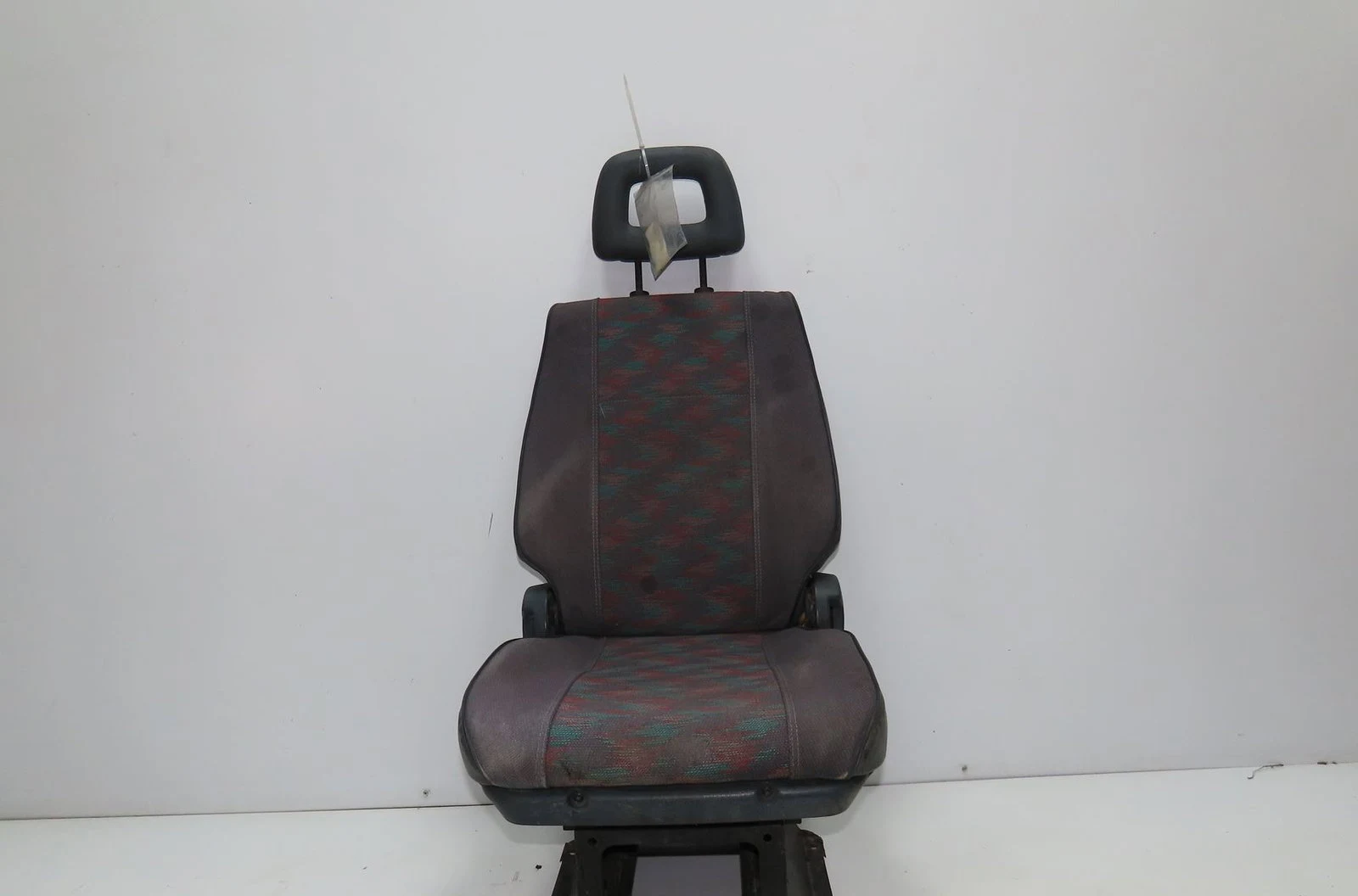 Siège avant gauche Renault TRAFIC Camionnette (T1, T3, T4, T2) 2.1 d (1980-1989) occasion