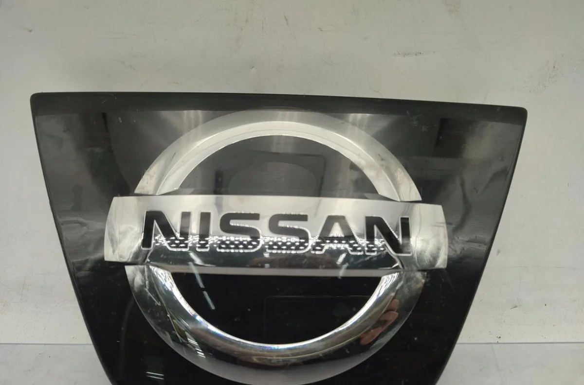 Sigle calandre NISSAN QASHQAI 2 PHASE 2 occasion
