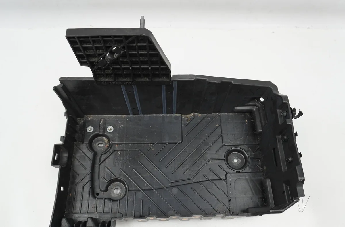 Support de batterie de traction Peugeot 208 II (UB_, UP_, UW_, UJ_) E-208 (2019) occasion