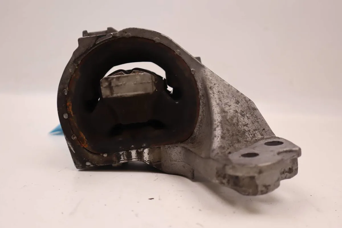 Support moteur Peugeot 407 Coupé (6C_) 2.0 hdi (2005) occasion