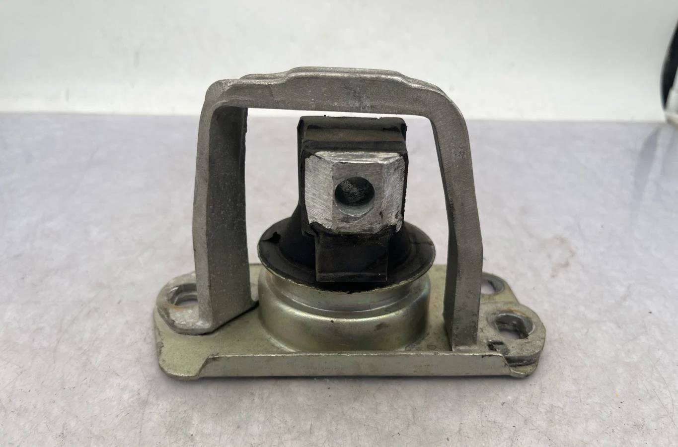 Support moteur RENAULT TRAFIC 2 PHASE 1 occasion