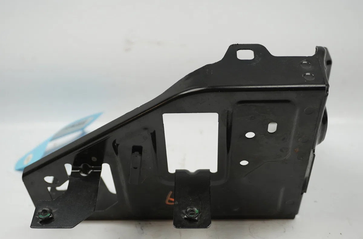Support phare d Bmw X1 (F48) Sdrive 16 d (2014) occasion