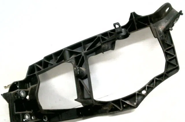 Support phare d MITSUBISHI COLT occasion