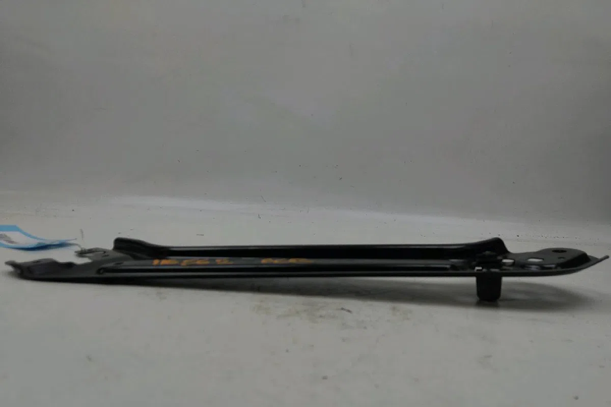 Support phare d Skoda OCTAVIA IV Combi (NX5) 1.4 tsi iv (2020) occasion