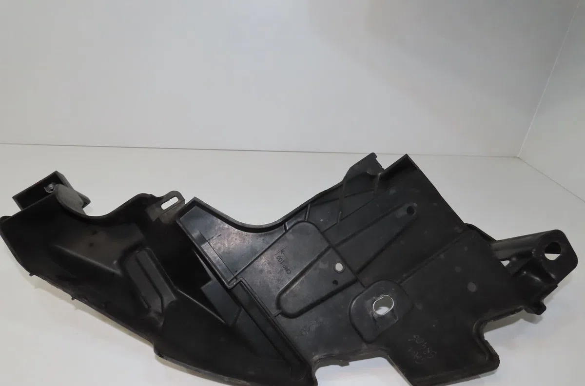 Support phare g Renault MEGANE CC (EZ0-1_) 1.9 dci (ez0j, ez1s) (2010) occasion