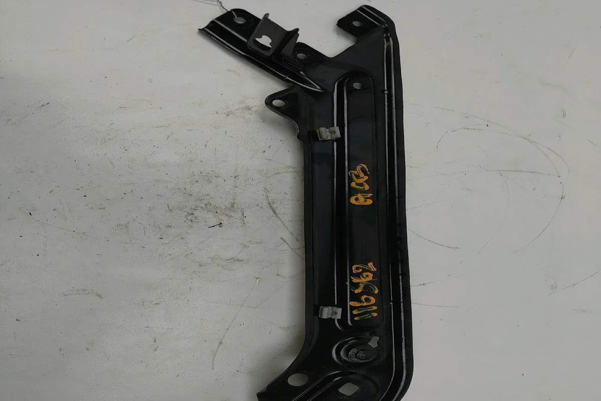 Support phare g Skoda OCTAVIA IV Combi (NX5) 1.4 tsi iv (2020) occasion