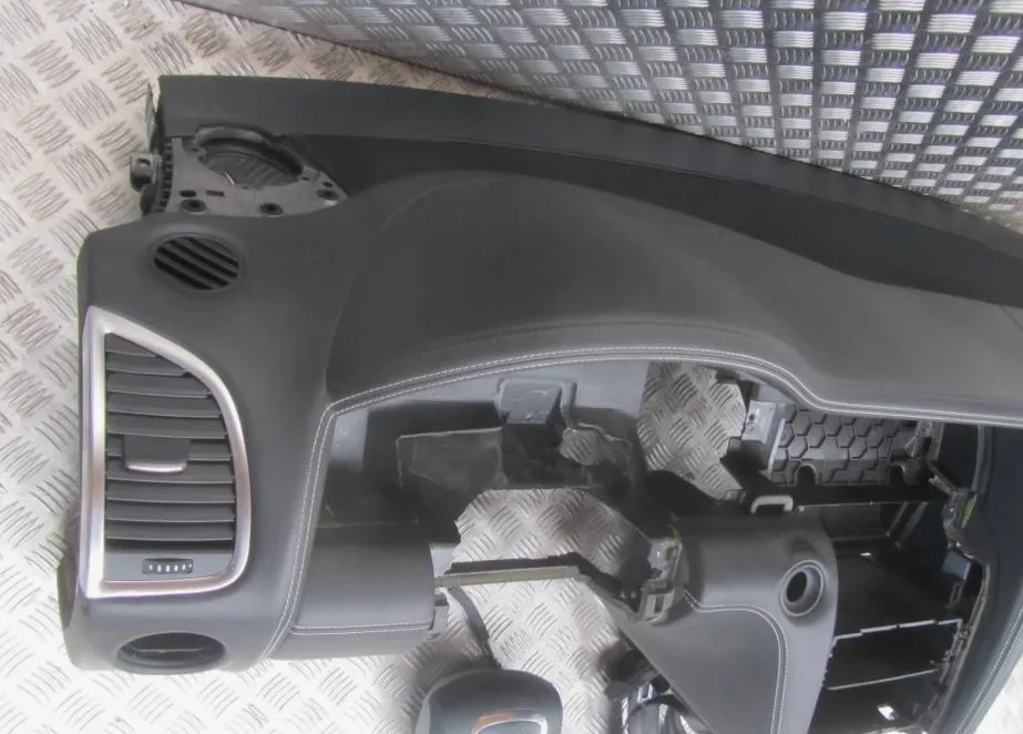 Tableau De Bord Complet Audi Q7