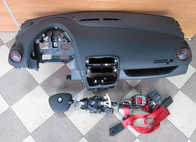Tableau de bord complet Renault Clio V