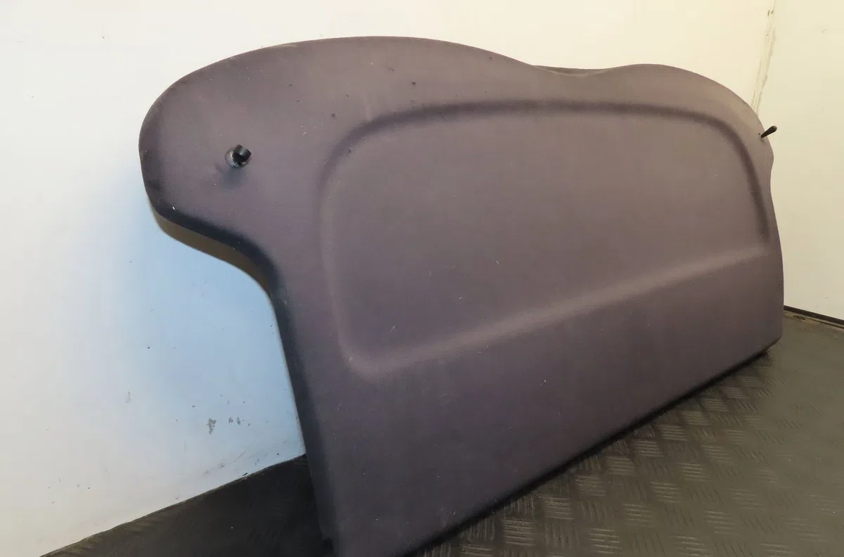 Tablette plage arrière Audi A3 (8L1) 1.9 tdi (1996-2001) occasion