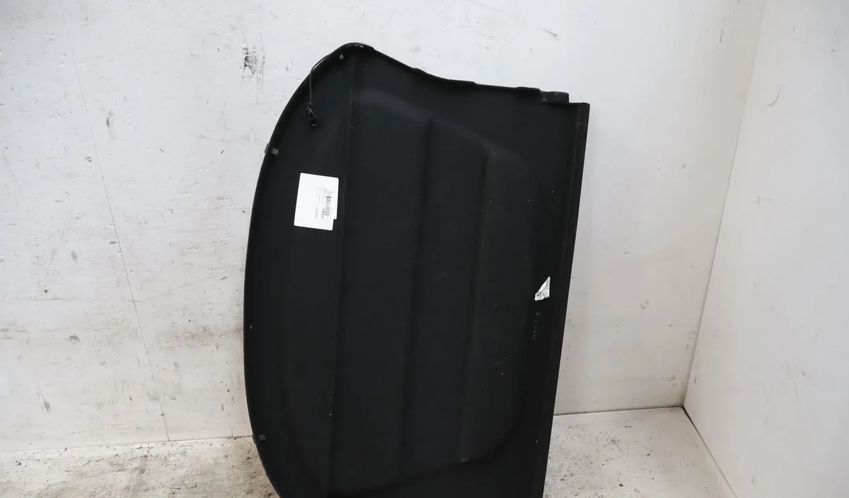 Tablette plage arrière Renault MEGANE III 3-5 portes (BZ0-1_, B3_) 1.5 dci (bz0c) (2008-2015) 5 portes occasion