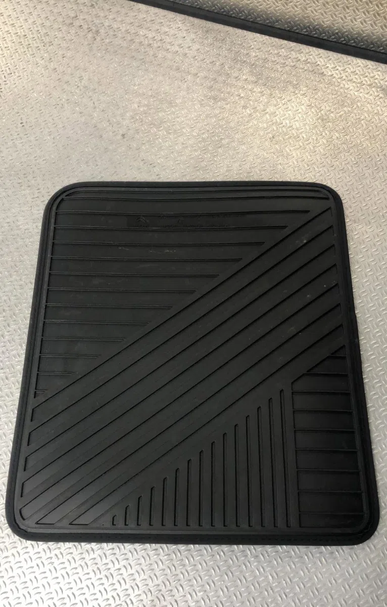 Tapis de sol CITROEN AMI occasion