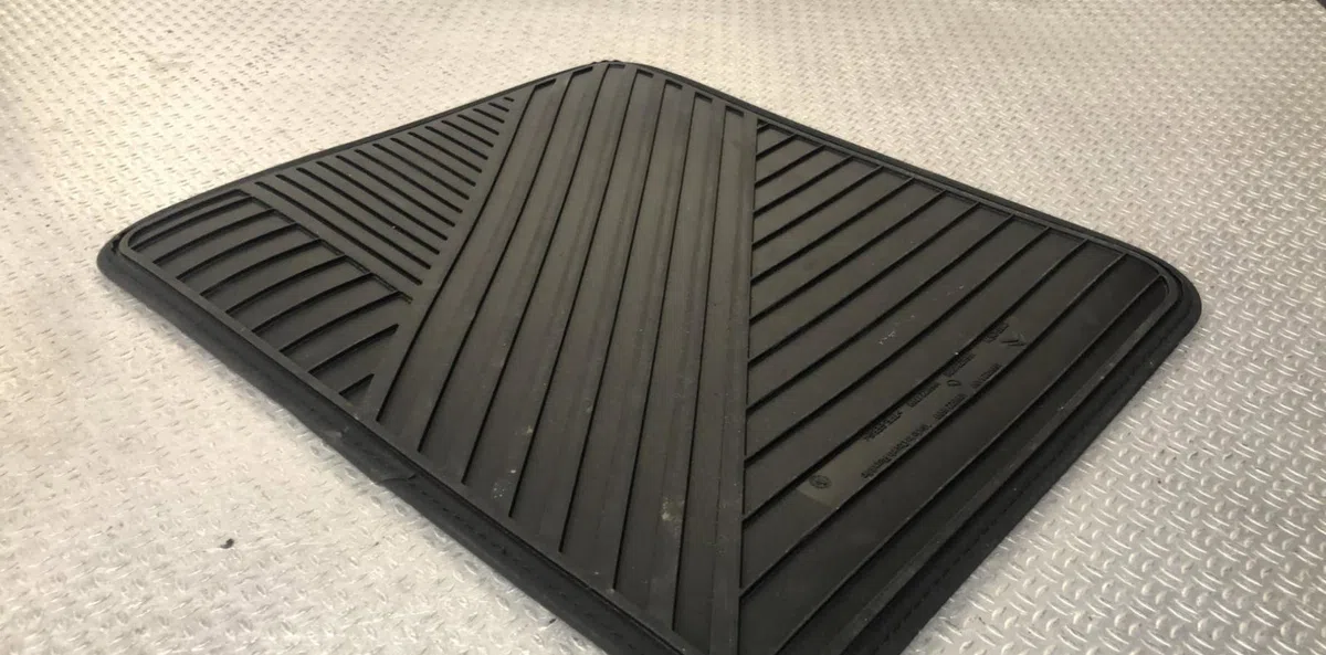 Tapis de sol CITROEN AMI occasion