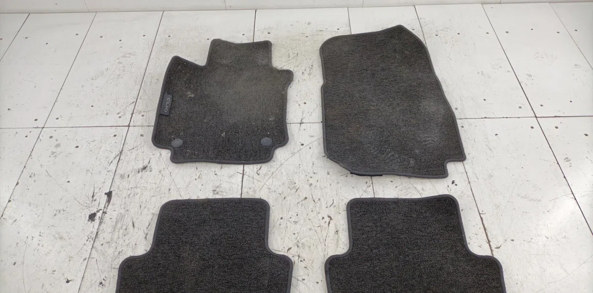 Tapis de sol RENAULT CLIO 4 PHASE 1 occasion