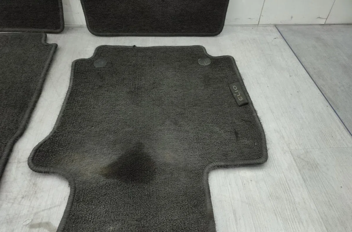 Tapis de sol RENAULT CLIO 4 PHASE 1 occasion