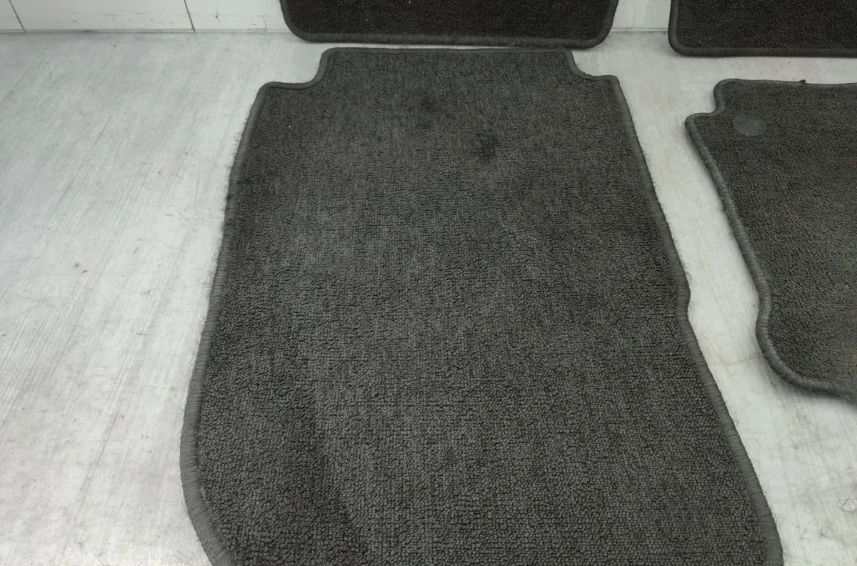 Tapis de sol RENAULT CLIO 4 PHASE 1 occasion