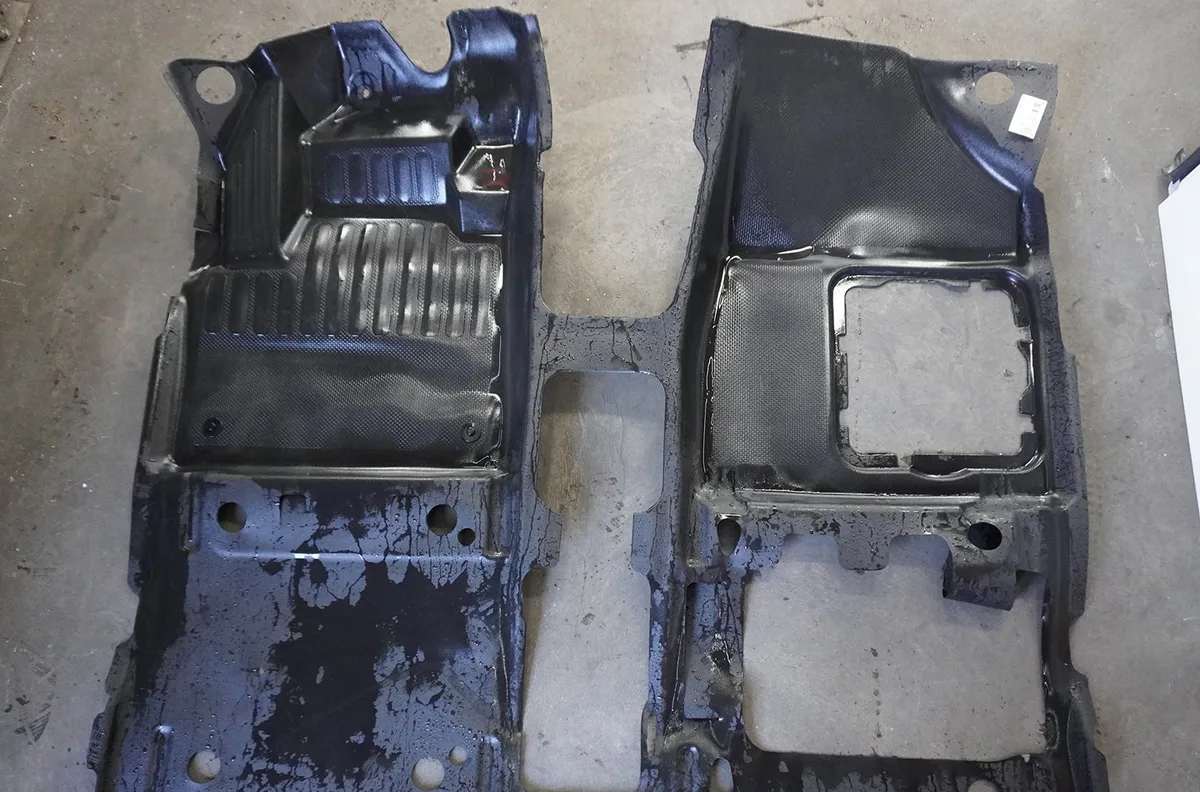 Tapis de sol Renault KANGOO III Camionnette-Monospace 1.5 blue dci 95 (fjab) (2021) occasion
