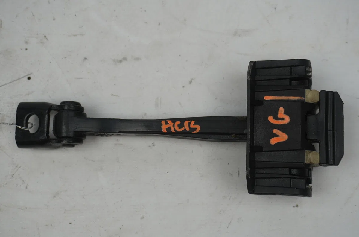 Tirant porte avg Bmw 1 (F20) 116 d (2012-2015) occasion