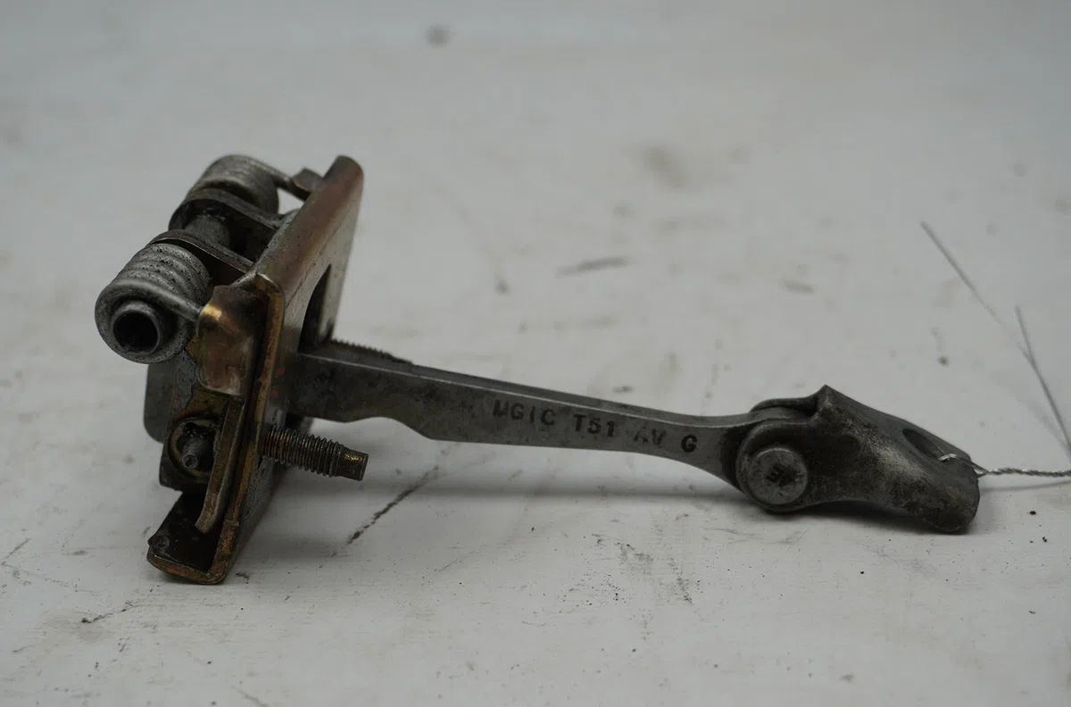 Tirant porte avg Peugeot 307 (3A-C) 1.6 16v (2000-2007) 5 portes occasion