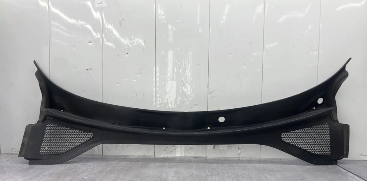 Tole auvent pare-brise AUDI A3 3 SPORTBACK PHASE 2 occasion