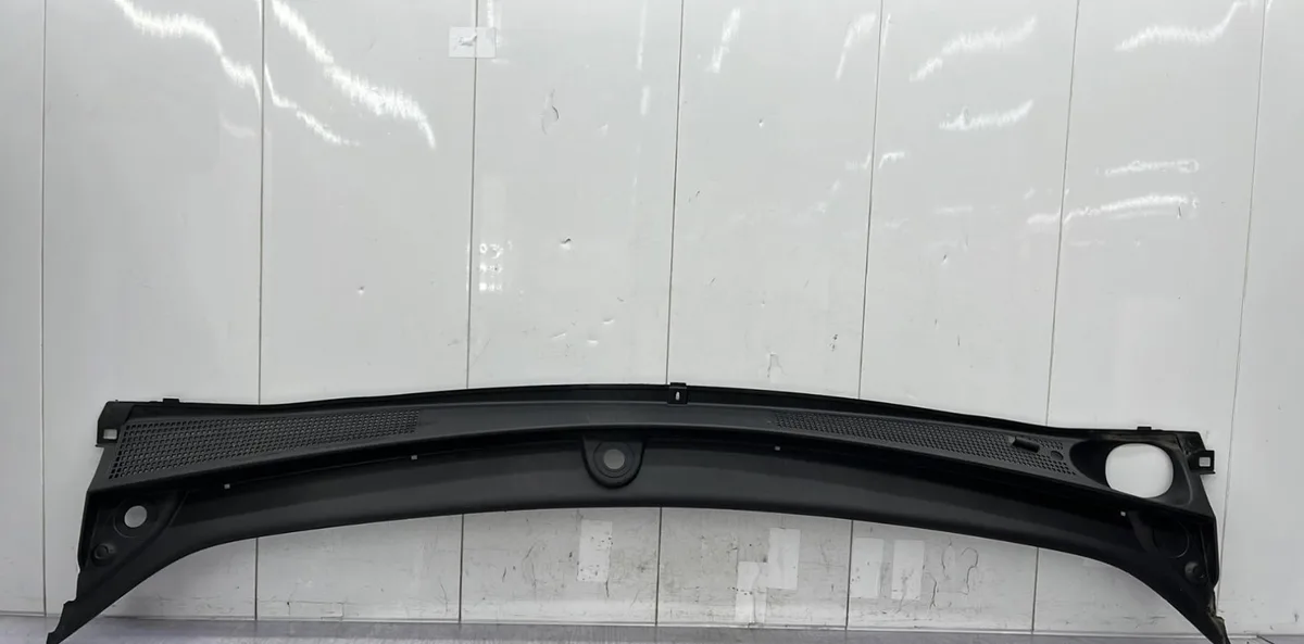 Tole auvent pare-brise DACIA DUSTER 2 PHASE 2 occasion