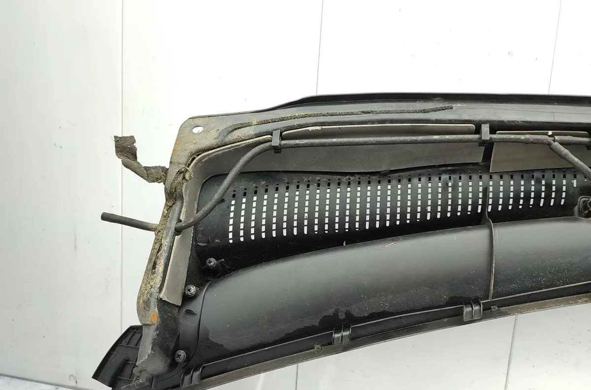 Tole auvent pare-brise HYUNDAI SANTA FE 2 PHASE 1 occasion