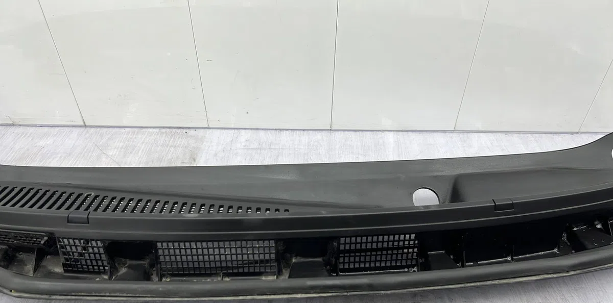 Tole auvent pare-brise NISSAN NOTE 1 PHASE 1 occasion