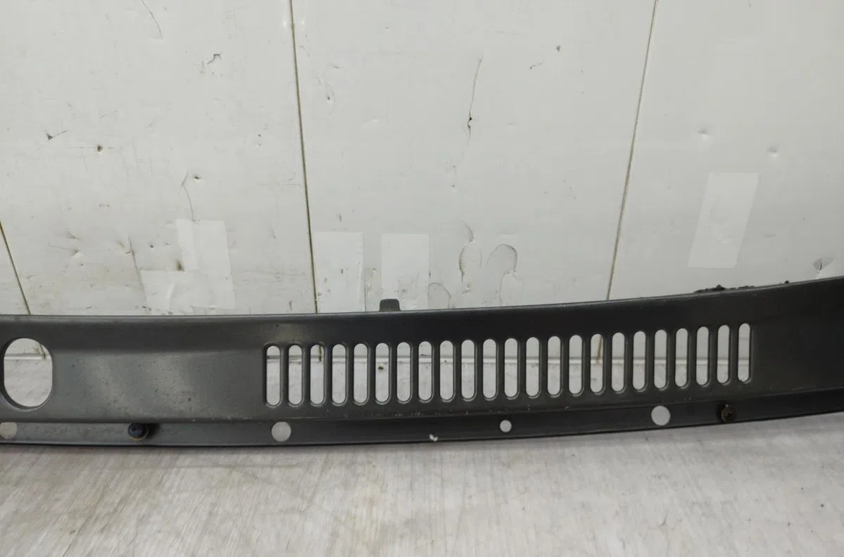 Tole auvent pare-brise NISSAN PATROL 1 occasion