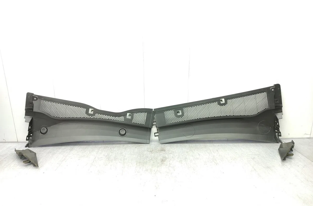 Tole auvent pare-brise OPEL CORSA F PHASE 1 occasion