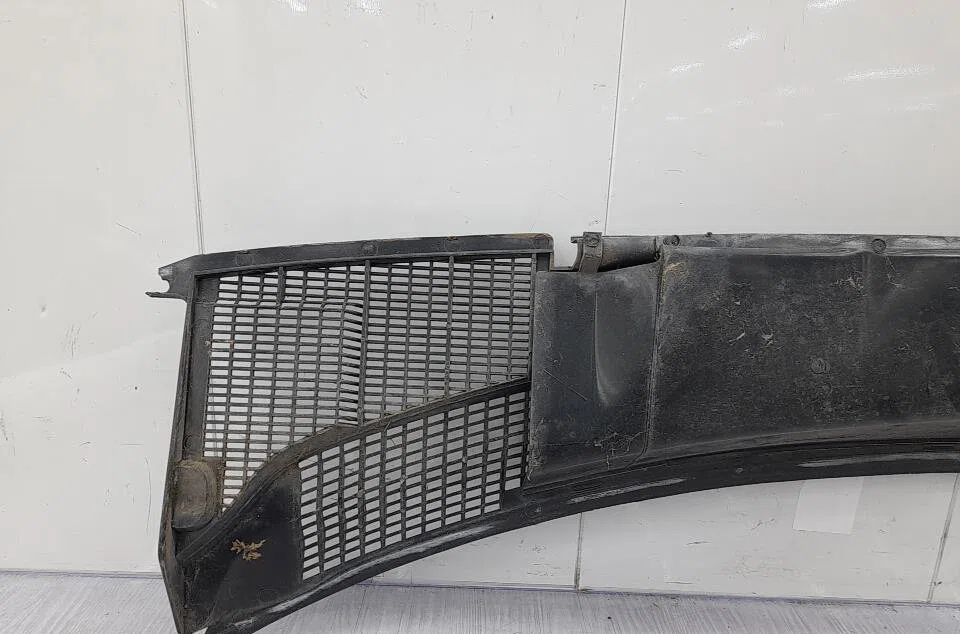 Tole auvent pare-brise PEUGEOT 205 PHASE 2 occasion